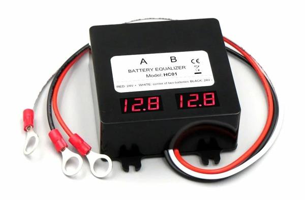 WiFiHW • HC01 • Balancér pro 2 baterie 12V s displejem